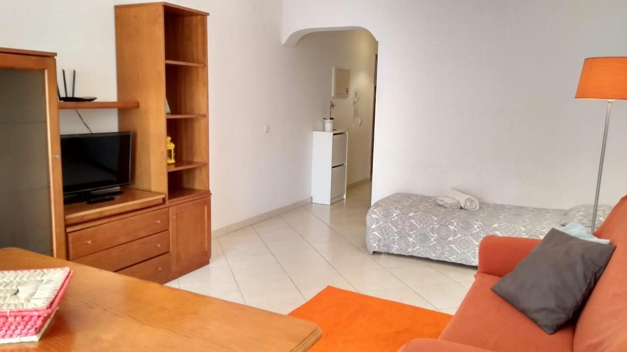 Apartamentos Monica Quarteira Exteriér fotografie