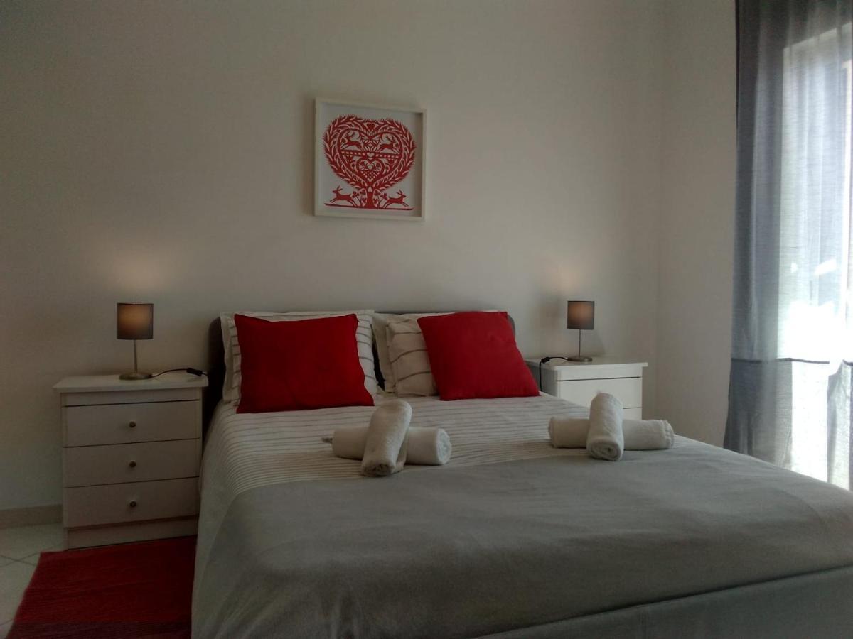 Apartamentos Monica Quarteira Exteriér fotografie