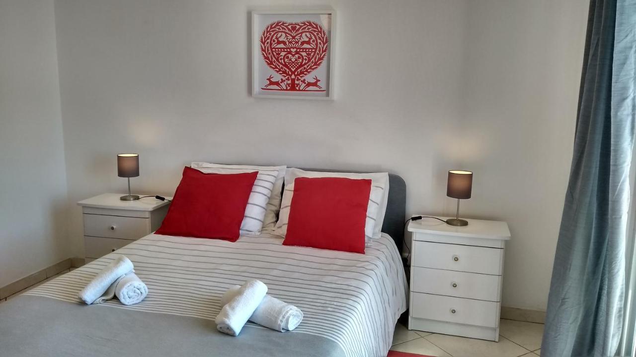 Apartamentos Monica Quarteira Exteriér fotografie